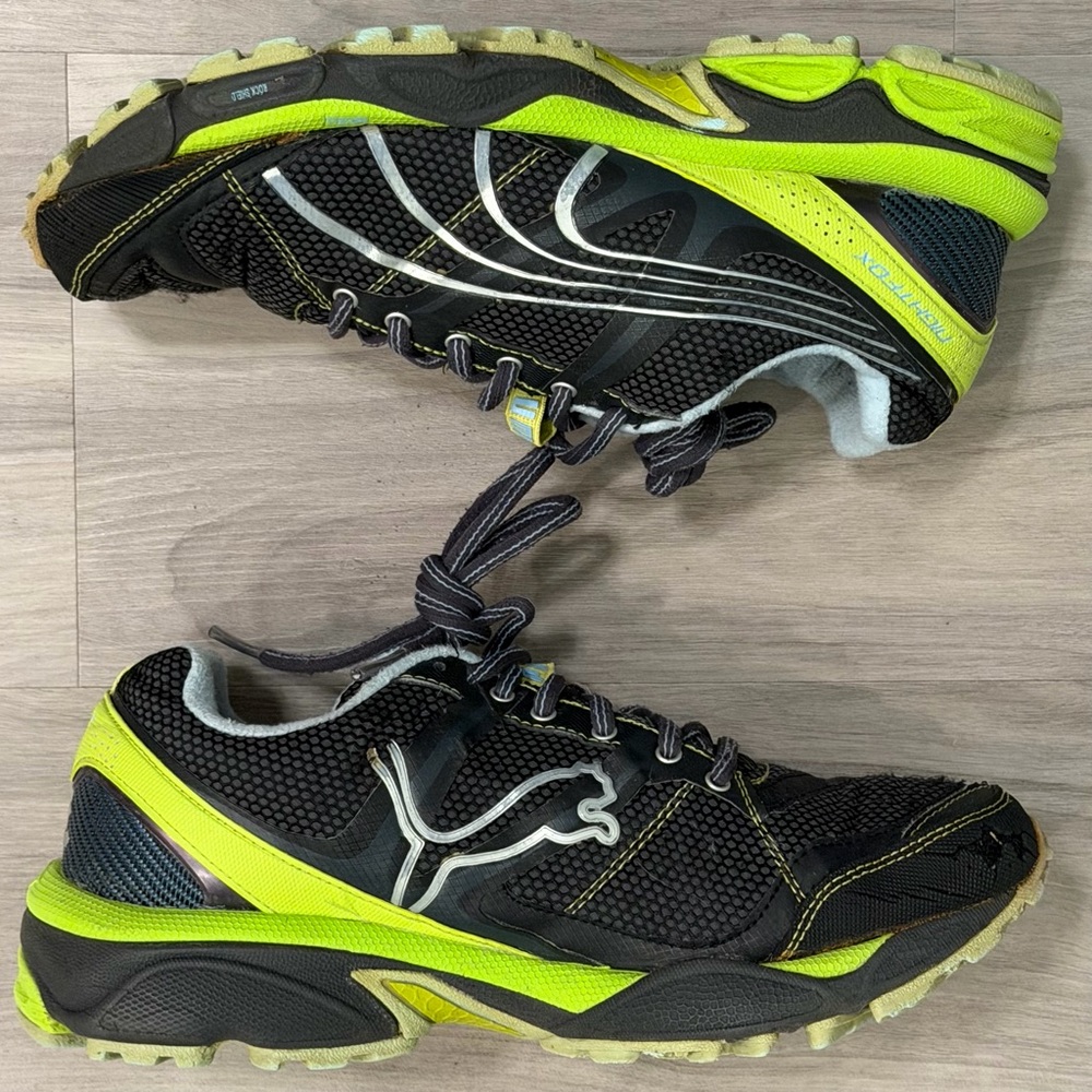 Puma Women’s Black & Neon Green Running Shoes